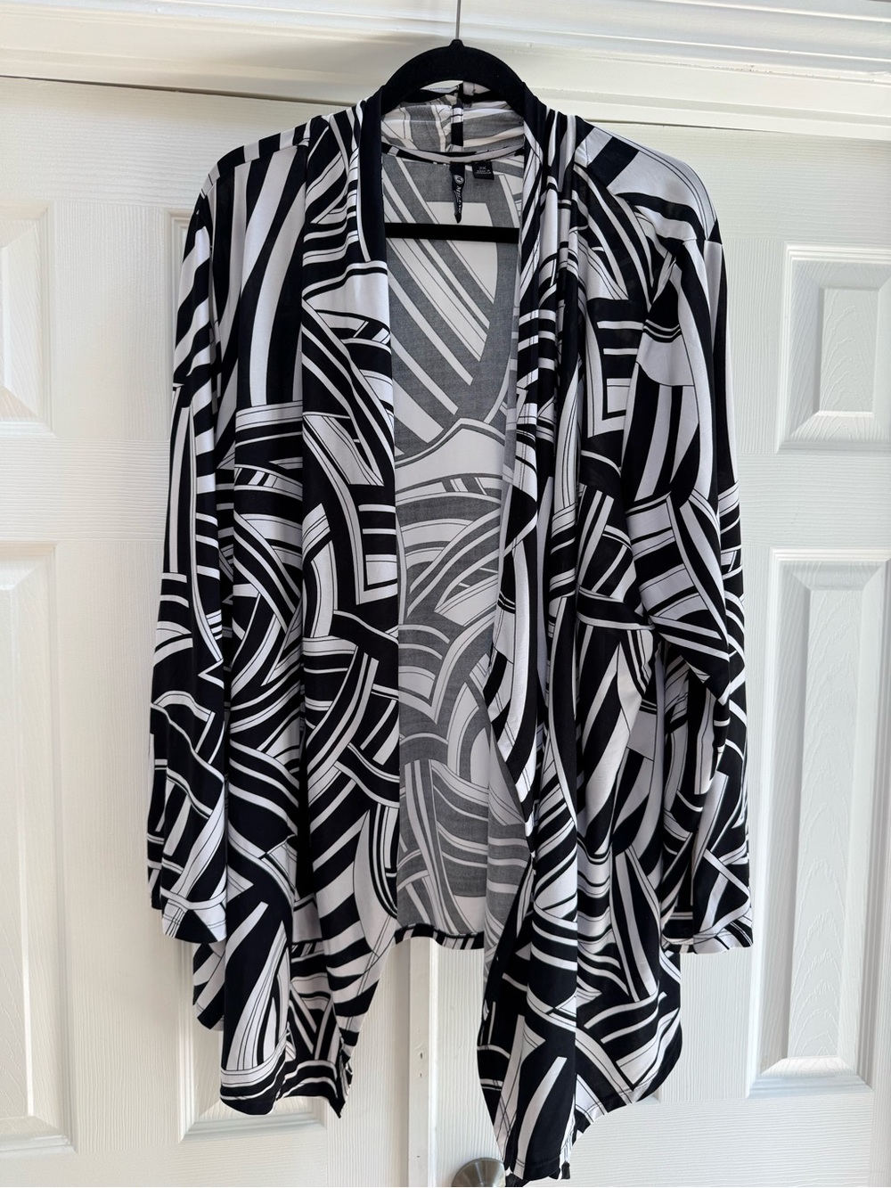 Milano Black and White Geometric Draped Cardigan